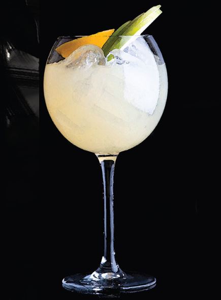 DRESSED IN WHITE SANGRIA